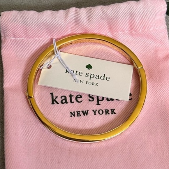 Kate Spade Bangle Bracelet. Brand New. Beautiful Christmas Present 🎁🎄 - Picture 3 of 8